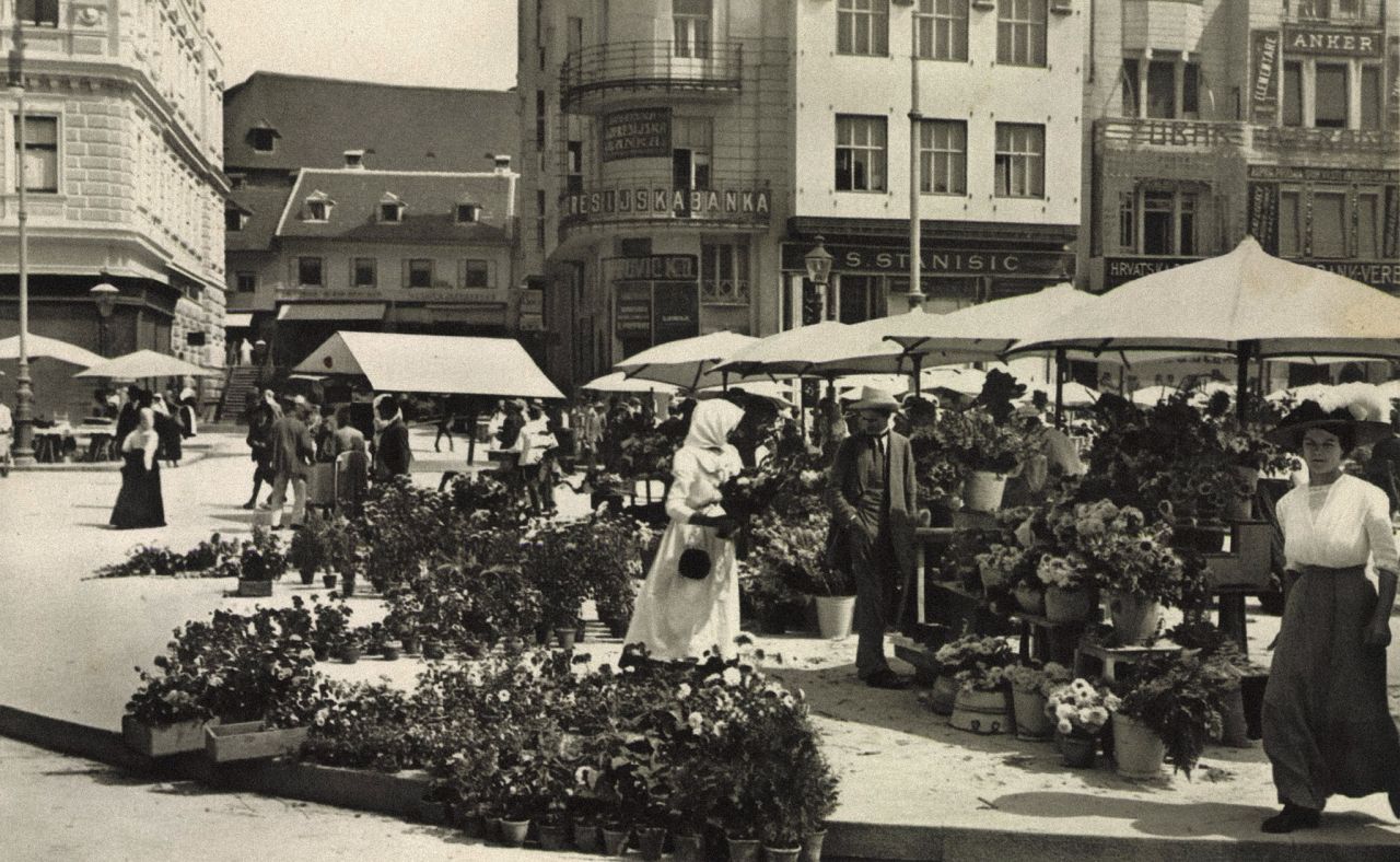 Trg bana Jelačića oko 1910. godine, prodavači cijeća